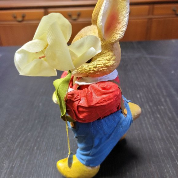 Clothtique Bunny Pair by Possible Dreams Ltd - Picture 4 of 13